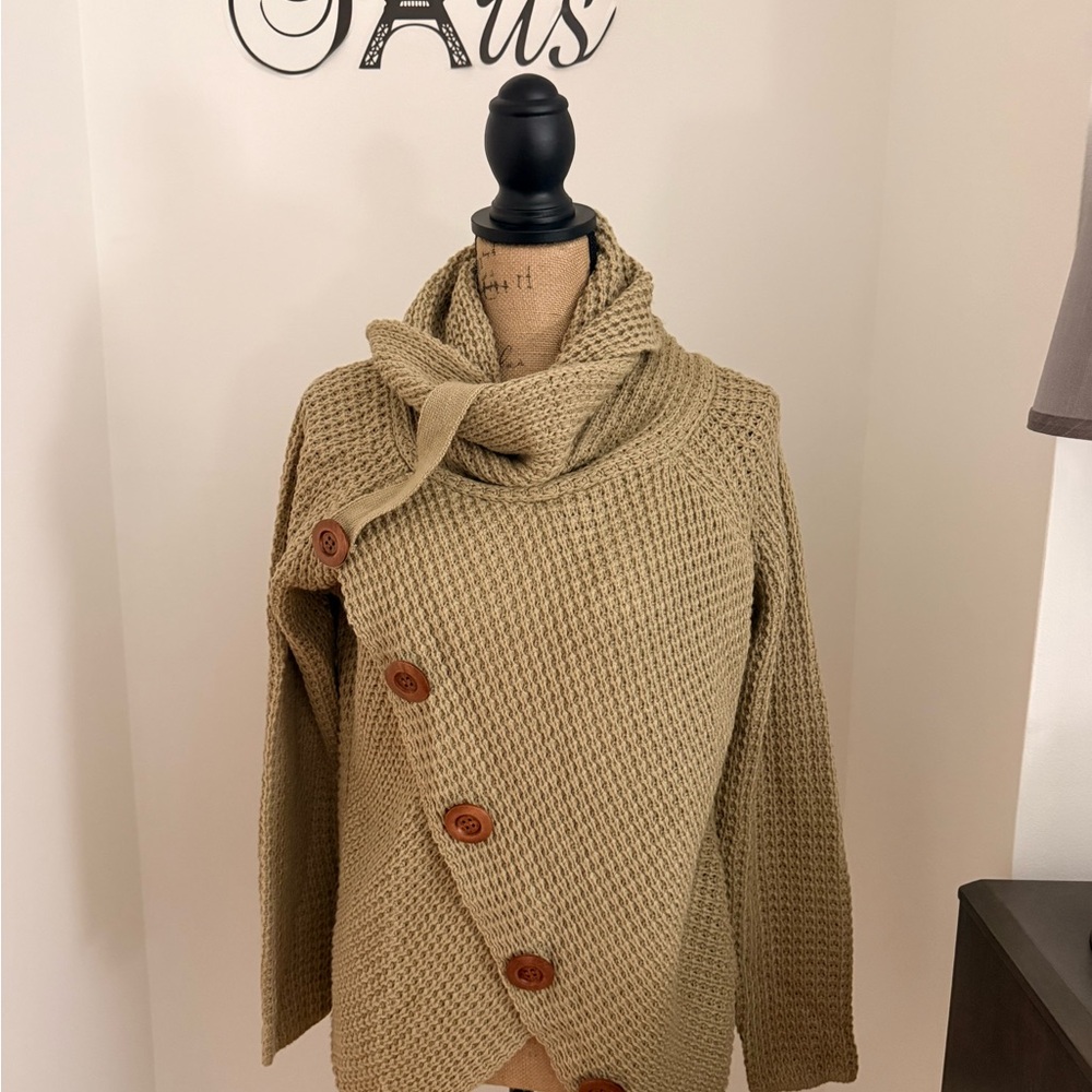 Women's Tan Sweater with Button Detail‎